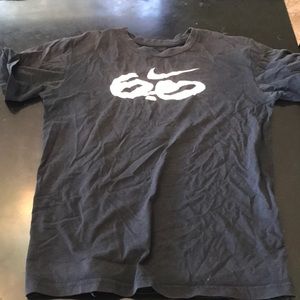 Black Nike 6.0 shirt
